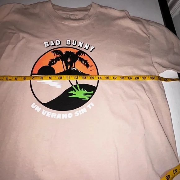 Bad Bunny Un Verano Sin Ti Concert T-Shirt Unisex Size XL Beach Palm Trees - Picture 6 of 11